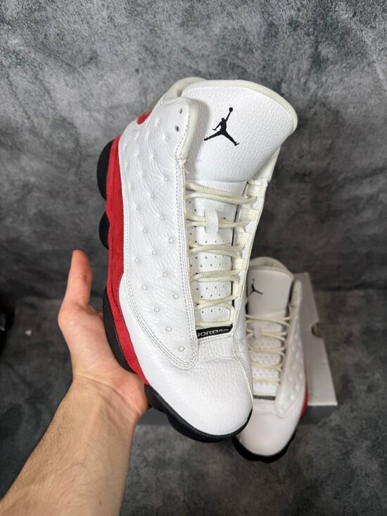 Other - Size 11 | Jordan 13 Chicago With Box | Pre-Owned